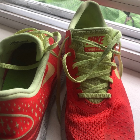 Nike 4.0 V2 - Picture 6 of 8